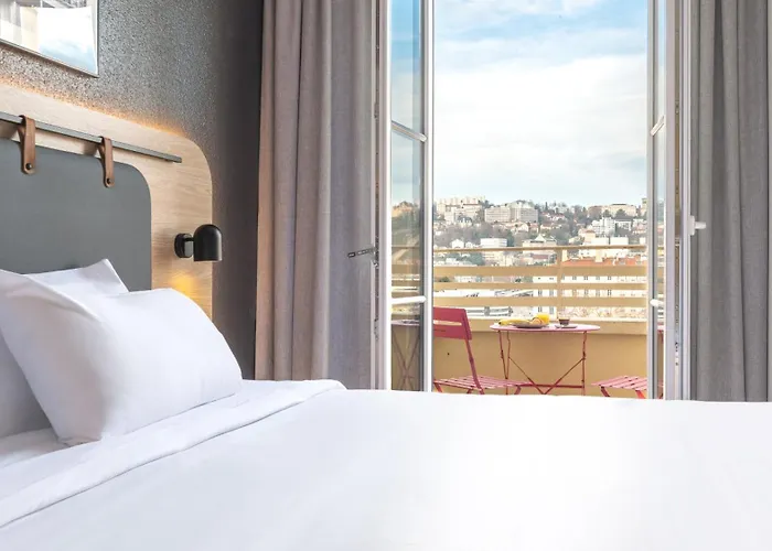 Hotel Campanile Prime - Centre - Gare Perrache 3*