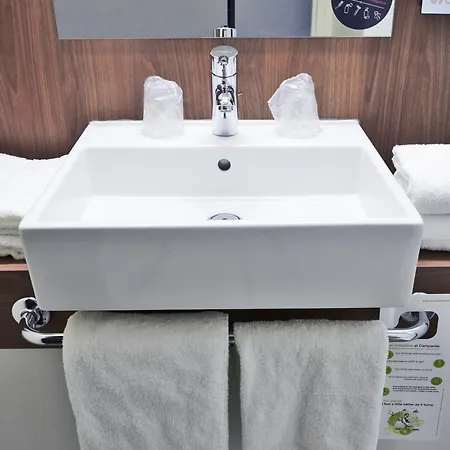 Hotell Campanile Centre - Gare Perrache - Confluence