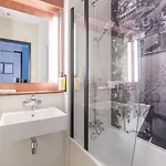 Campanile Centre - Gare Perrache - Confluence 3*