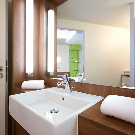 Campanile Prime - Centre - Gare Perrache מלון 3*