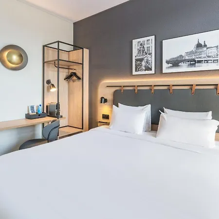 Campanile Prime - Centre - Gare Perrache 3* ליון