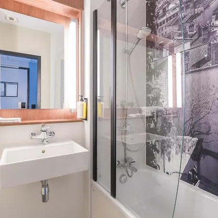 Campanile Prime - Centre - Gare Perrache 3*